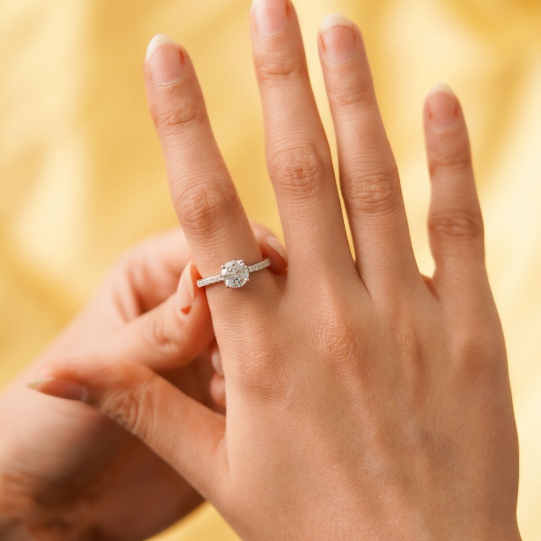 Diamond Rings - Buy Diamond Rings for Women/Men Online at Best Prices in  India | Flipkart.com